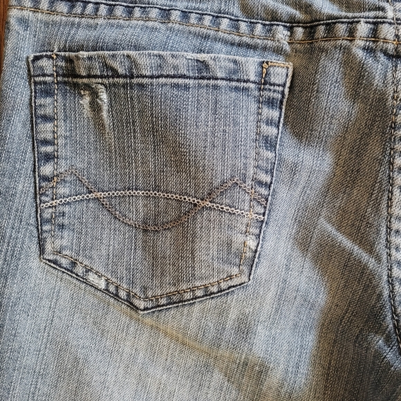 Mossimo 9 32x30jeans - Picture 2 of 4